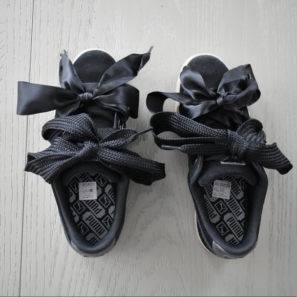 Puma Sneakers Black Satin Bow White Sole Size 8 - Picture 7 of 9